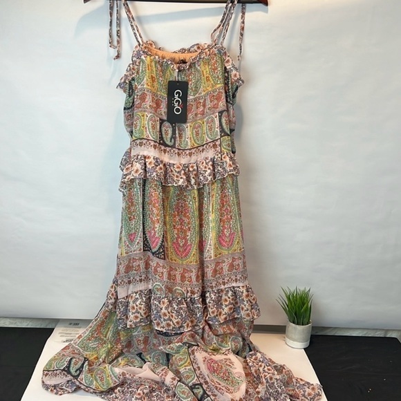 GiGio Dresses & Skirts - GiGio Floral Chiffon Ruffled Maxi Dress Size Medium NWT